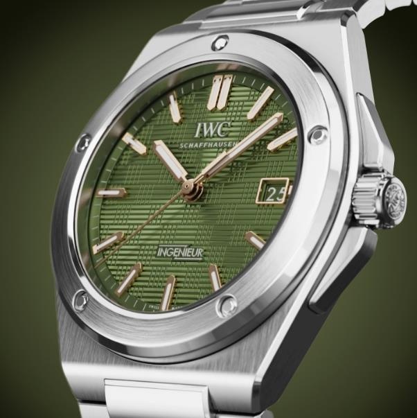 万国手表走快了处理办法 万国手表走快了处理办法