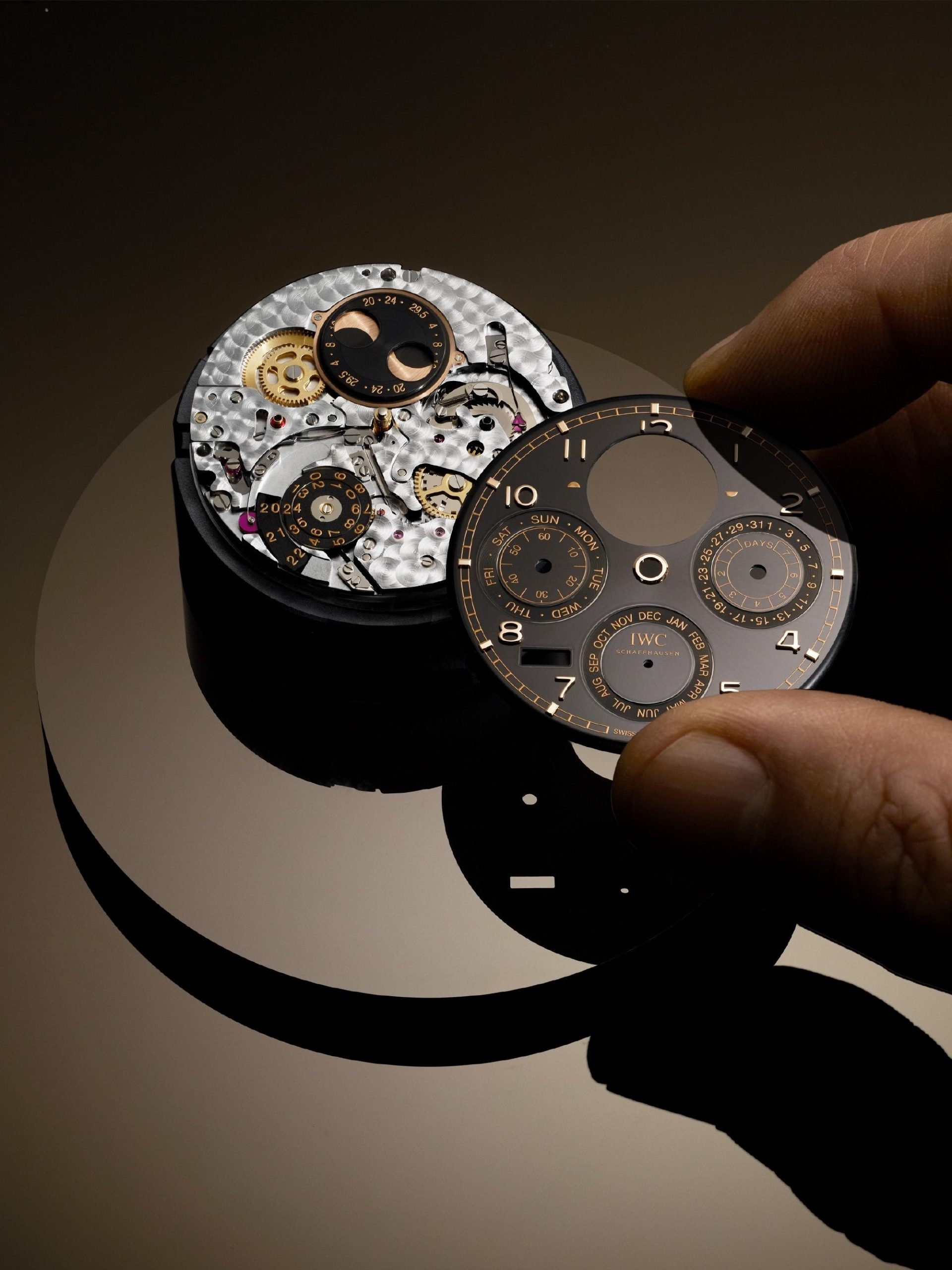 万国手表走慢了原因是什么