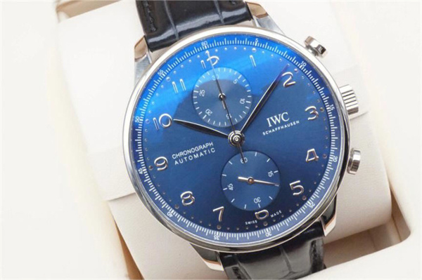 万国手表进水了怎么处理 万国手表进水了怎么处理