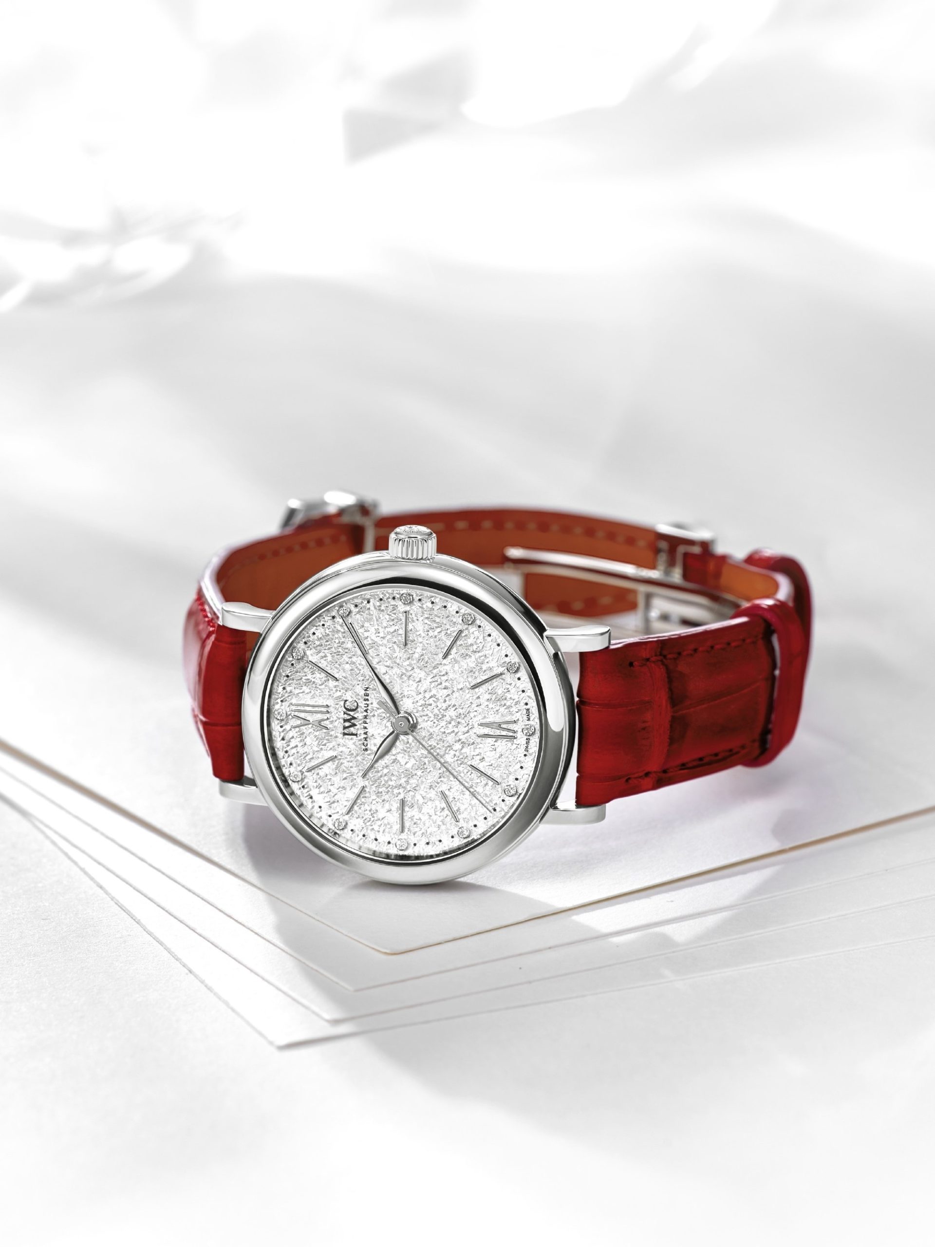 万国腕表表针不走了应该咋办