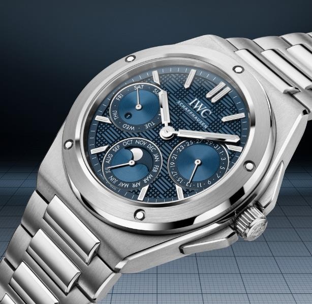 表圈磕了怎么办？万国专属修复技巧曝光